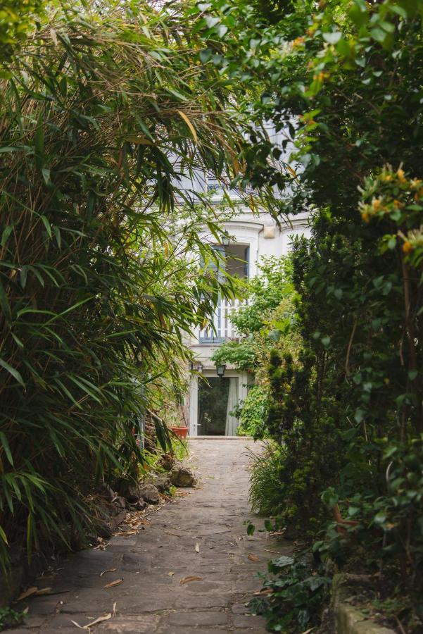 Le Grand Maulnes Bed & Breakfast Paris Exterior photo